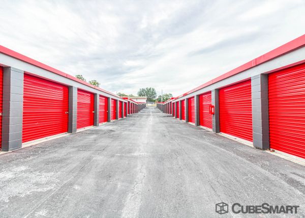 CubeSmart Self Storage - FL Jacksonville Southside Blvd - 3700 Southside Boulevard