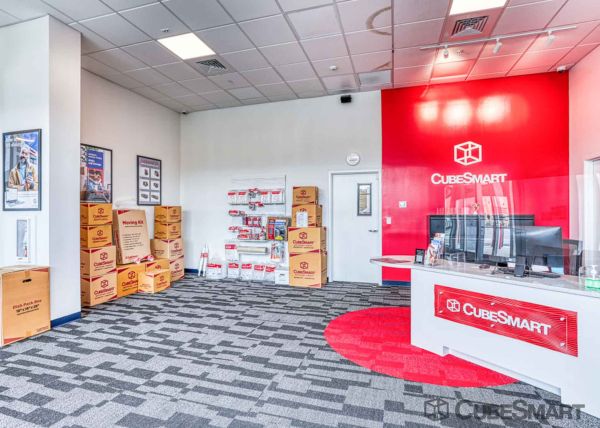 CubeSmart Self Storage - FL Tampa N US Highway 41 - 6180 North U.S. Highway 41