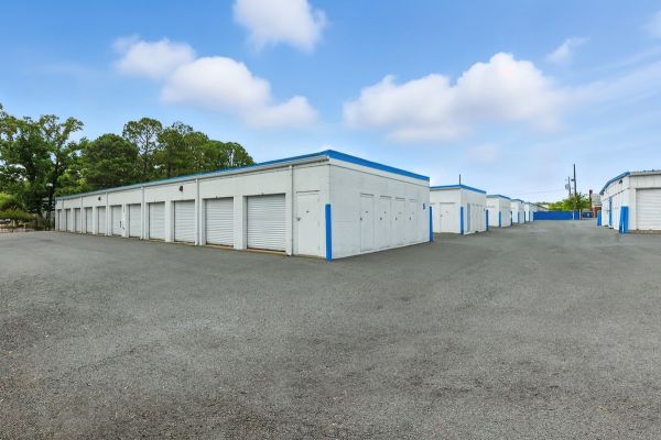 US Storage Centers - Little Rock - 1605 Green Mountain Drive