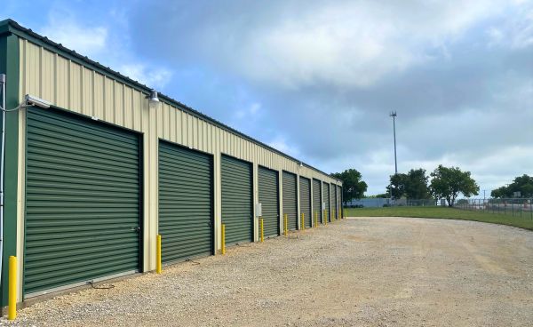 Trio Self Storage - 1000 Highland Road