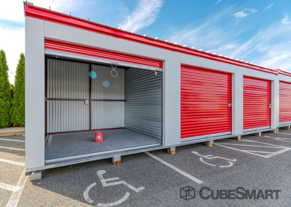 CubeSmart Self Storage - CT Wallingford S Colony Rd - 1072 South Colony Road
