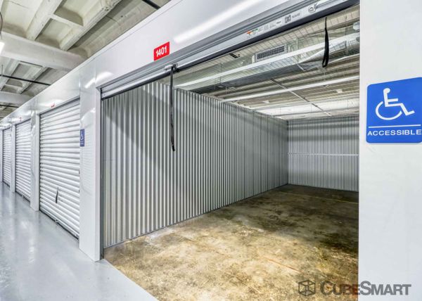 CubeSmart Self Storage - OH Cleveland Brookpark Rd - 2000 Brookpark Road