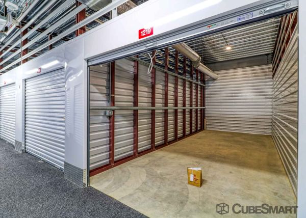 CubeSmart Self Storage - MA Newton Newtonville Ave - 255 Newtonville Avenue