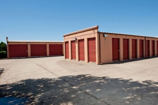 American Self Storage #22 - 1221 South Morgan Road