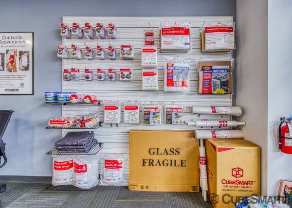 CubeSmart Self Storage - CO Englewood West Hampden Ave - 1090 West Hampden Avenue