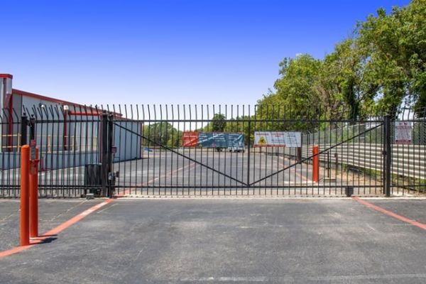 Public Storage - Fort Worth - 3500 McCart Ave - 3500 McCart Ave
