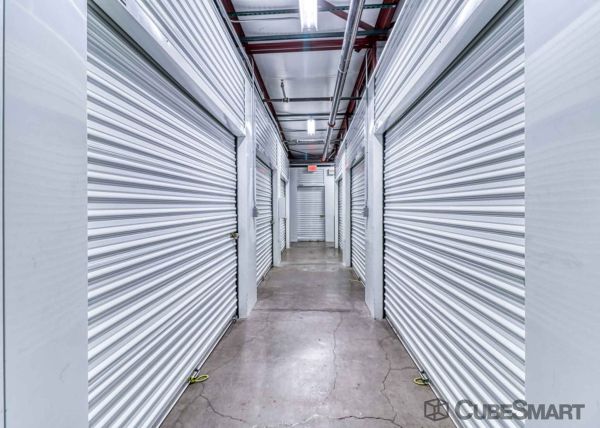 CubeSmart Self Storage - 1650 Crestdale Lane - 1650 Crestdale Lane