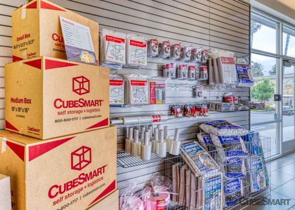 CubeSmart Self Storage - CA Orange South Tustin St - 681 South Tustin Street