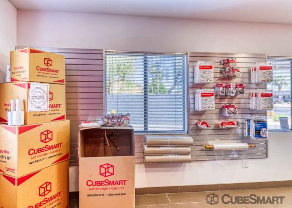 CubeSmart Self Storage - AZ Phoenix East Bell Rd - 1628 East Bell Road
