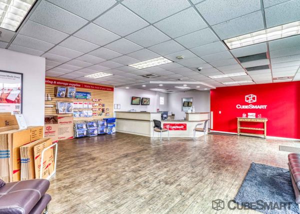 CubeSmart Self Storage - CA Fullerton North Harbor Blvd - 4200 North Harbor Boulevard