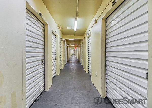 CubeSmart Self Storage - CA Oceanside Via El Centro - 201 Via El Centro