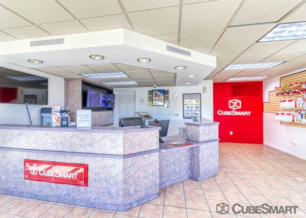 CubeSmart Self Storage - NV Henderson South Boulder Hwy - 990 South Boulder Highway