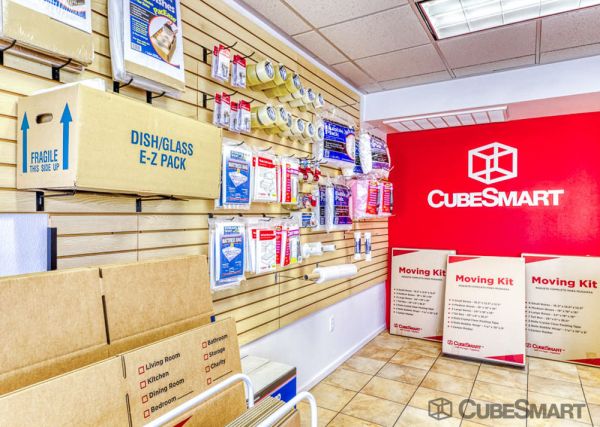 CubeSmart Self Storage - NV Las Vegas W Russell Rd - 9325 West Russell Road
