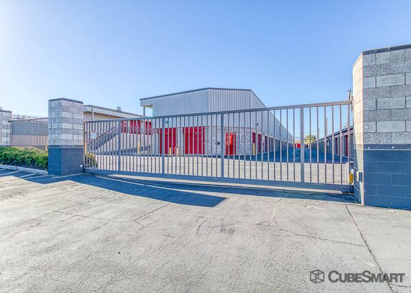 CubeSmart Self Storage - NV Las Vegas E Flamingo Rd - 2700 East Flamingo Road