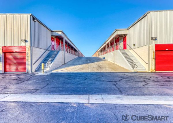 CubeSmart Self Storage - NV Las Vegas W Sahara Ave - 8265 West Sahara Avenue