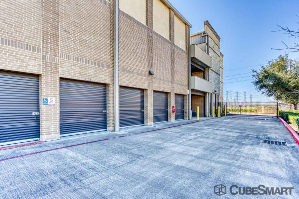 CubeSmart Self Storage - TX Sugar Land Hwy 6 - 4153 Highway 6