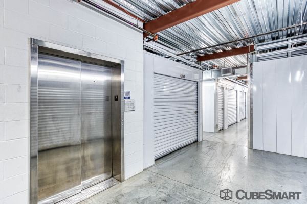CubeSmart Self Storage - TX Sugar Land Hwy 6 - 4153 Highway 6