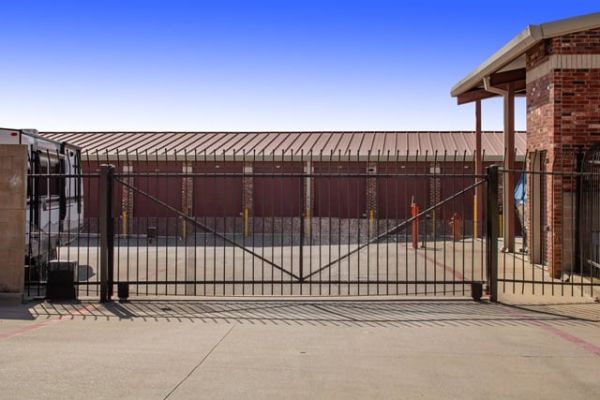 Public Storage - Grand Prairie - 5125 Lake Ridge Pkwy - 5125 Lake Ridge Pkwy