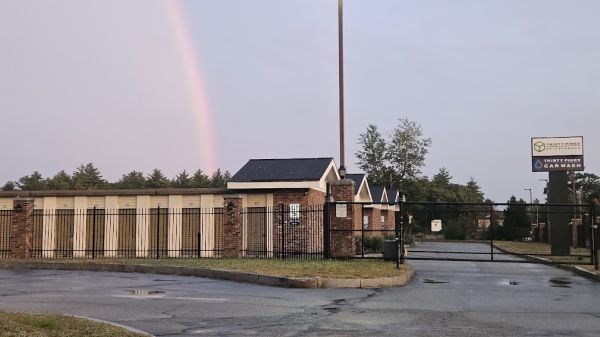 Thirty Pines Self Storage - 204 Fisherville Road
