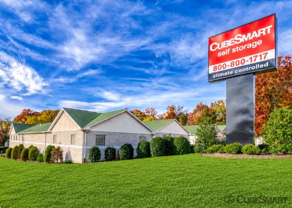 CubeSmart Self Storage - VA Alexandria Holly Hill Rd - 3100 Holly Hill Road