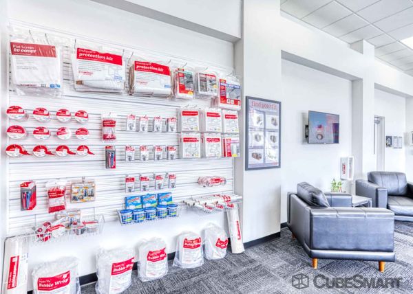 CubeSmart Self Storage - FL Miami NW 20th St - 2545 Northwest 20th Street
