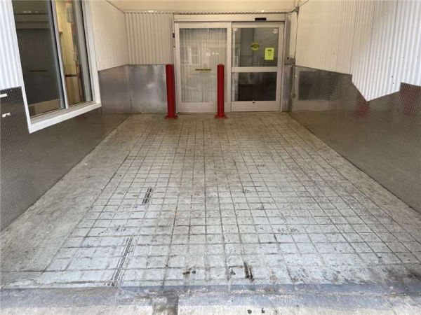 Extra Space Storage - 7560 - New York - 150th St - 465 West 150th Street