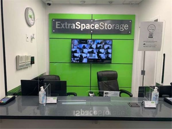 Extra Space Storage - 7560 - New York - 150th St - 465 West 150th Street