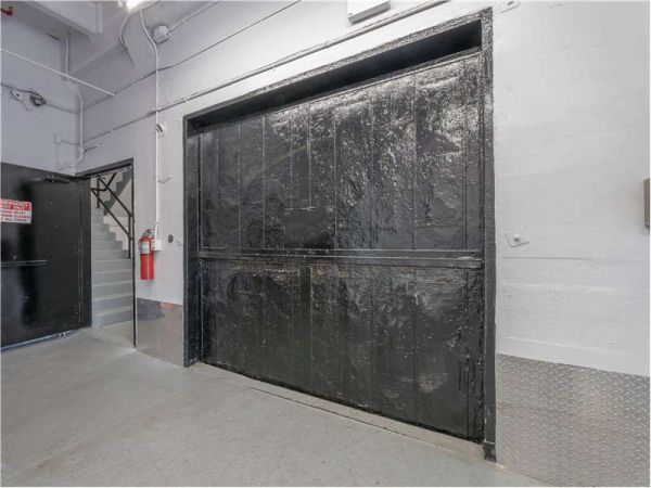 Extra Space Storage - 8879 - Brooklyn - John St - 160 John Street