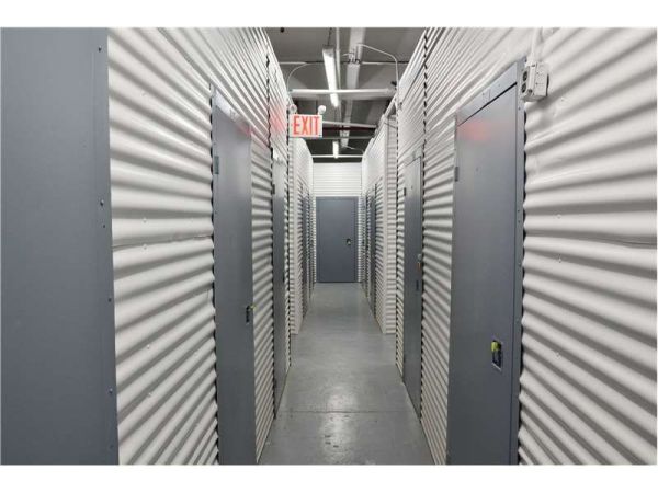 Extra Space Storage - 8879 - Brooklyn - John St - 160 John Street