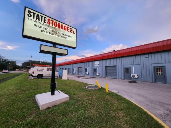 Tampa Airport Storage - 6717 Benjamin Rd