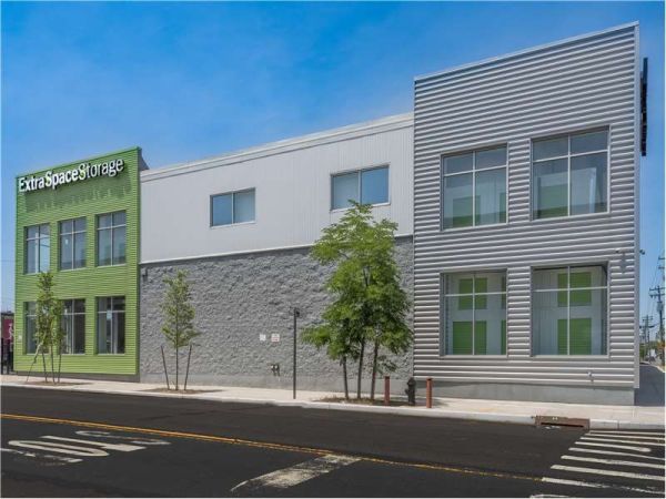 Extra Space Storage - 1804 - Brooklyn - Georgia Ave - 950 Georgia Avenue