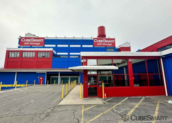 CubeSmart Self Storage - NY Brooklyn Lorraine Street - 183 Lorraine Street