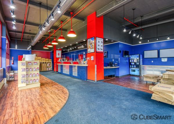 CubeSmart Self Storage - NY Brooklyn Lorraine Street - 183 Lorraine Street