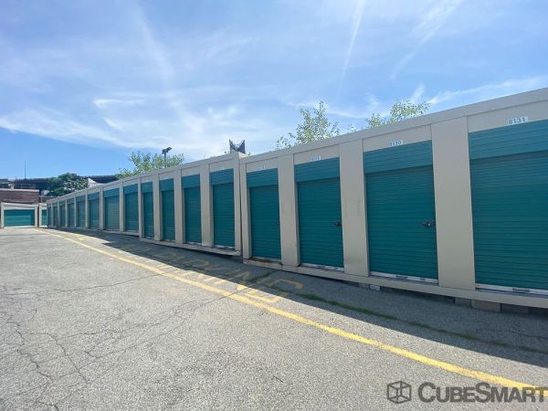 CubeSmart Self Storage - NY Brooklyn Lorraine Street - 183 Lorraine Street