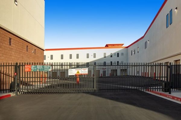 Public Storage - Las Vegas - 6512 N Riley St - 8565 W Rome Blvd