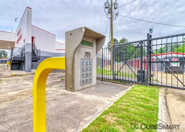 CubeSmart Self Storage - LA Shreveport E 70th Street - 900 East 70th Street