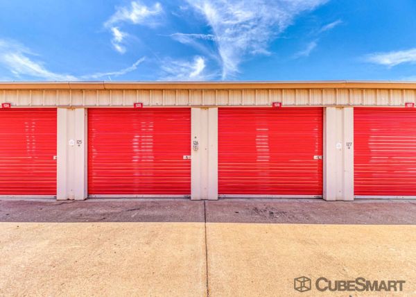 CubeSmart Self Storage - MO Arnold Robinson Road - 3401 Robinson Road