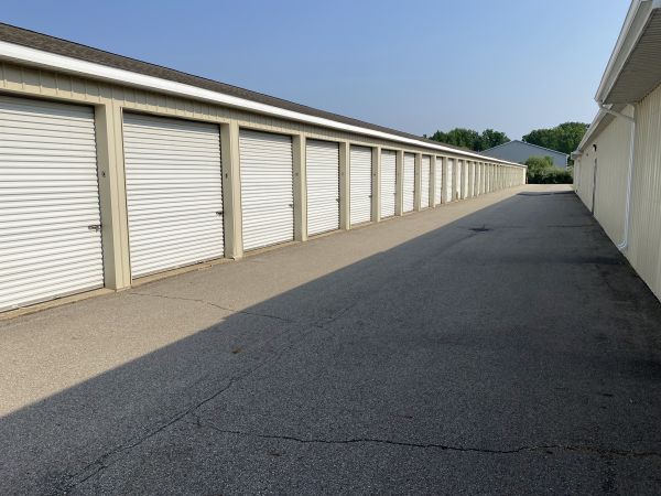 Boxer Storage - Cedar Springs - 12505 Northland Drive Northeast