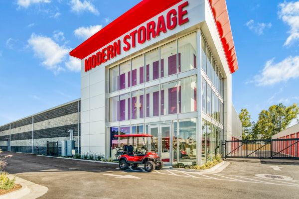 Modern Storage Bryant - 300 Dell Drive