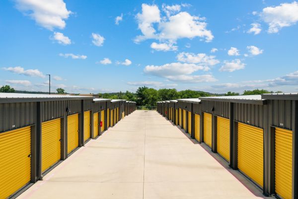 SpareBox Storage - Argyle - 812 Crawford Road