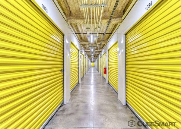 CubeSmart Self Storage - NC Charlotte S Tyron St - 2701 South Tryon Street