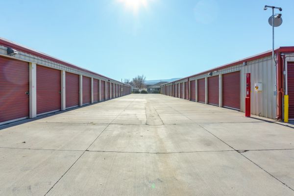 10 Federal Storage - Gunnison Ave - 575 West Gunnison Avenue