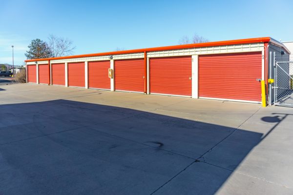 10 Federal Storage - Gunnison Ave - 575 West Gunnison Avenue