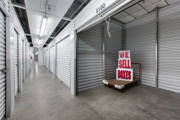 PUBLIX SELF STORAGE - 11700 Business Boulevard