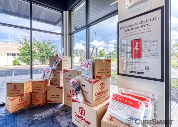 CubeSmart Self Storage - 619 Somerset St. - 619 Somerset Street