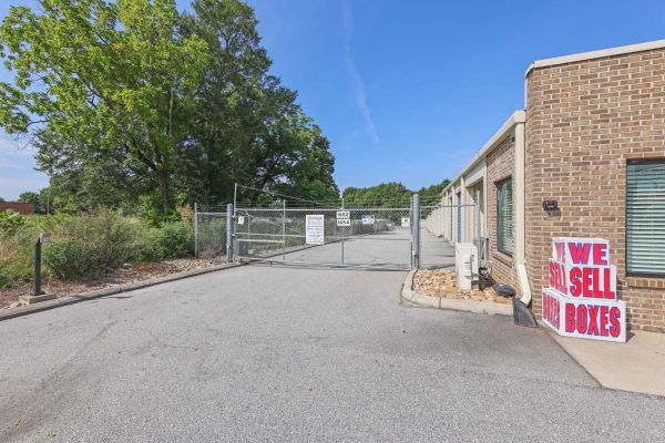 Storage Sense - Duncan - 1660 East Main Street