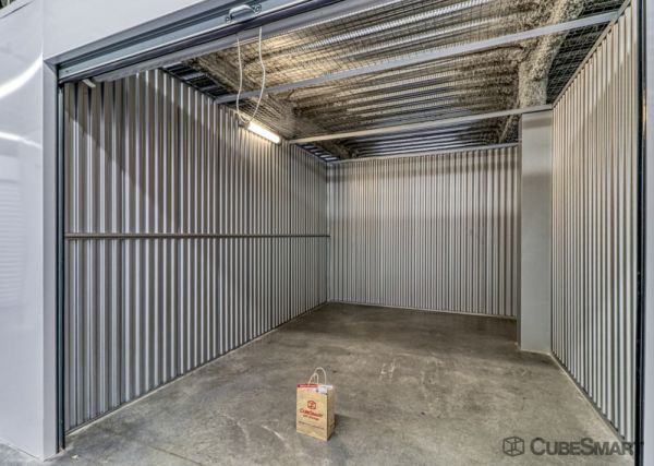 CubeSmart Self Storage - TN Franklin Carothers Pkwy - 5070 Carothers Parkway