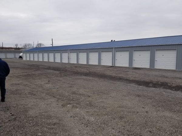 Dove Storage - Hubbard - 59 Oak Knoll Drive Southeast