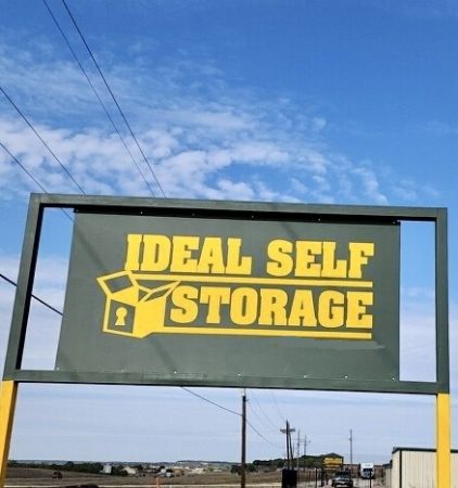 Ideal Self Storage - Gatesville 36 - 425 Texas 36