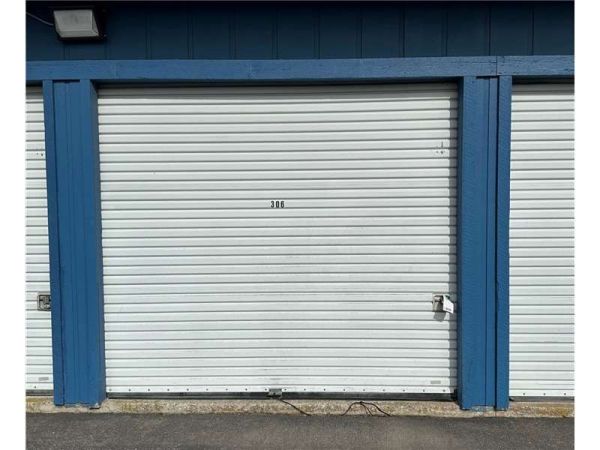 Extra Space Storage - 7598 - Otis Orchards - Wellesley Ave - 22021 East Wellesley Avenue